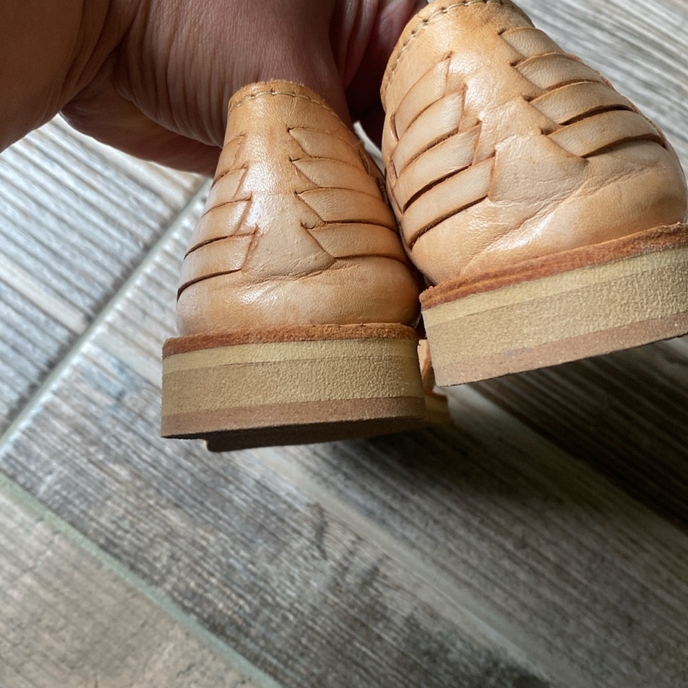 Huaraches - Picture 4 of 4